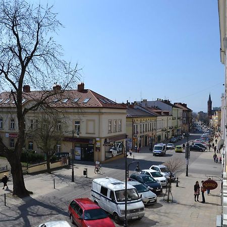Hotel Bristol Tarnow Exterior photo