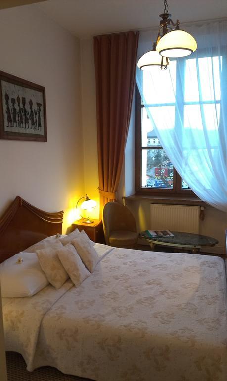 Hotel Bristol Tarnow Room photo