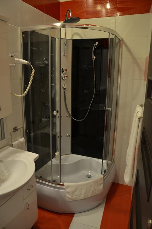 Hotel Bristol Tarnow Room photo